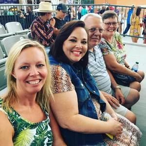 Meet your Posher, Brandy